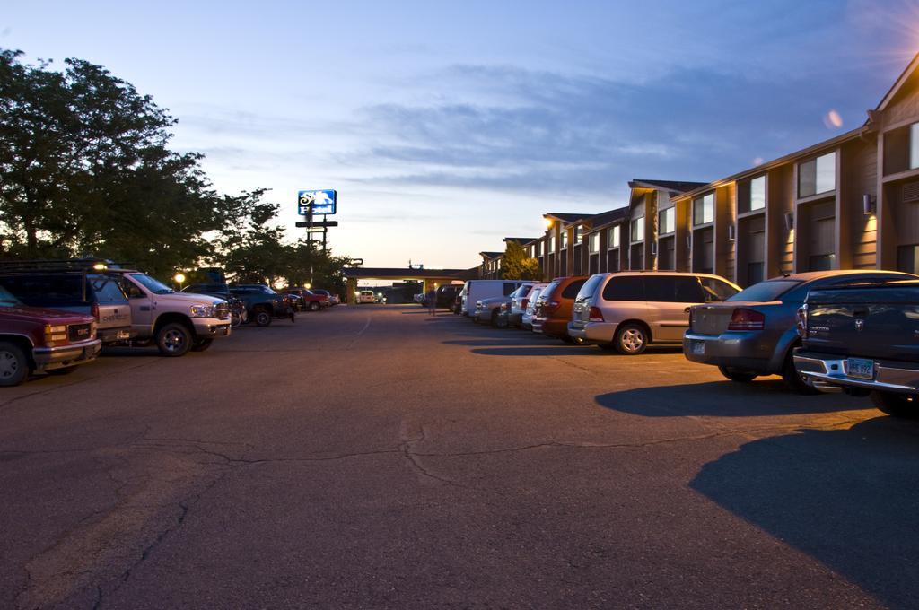 Super 8 By Wyndham Casper East/Evansville Buitenkant foto