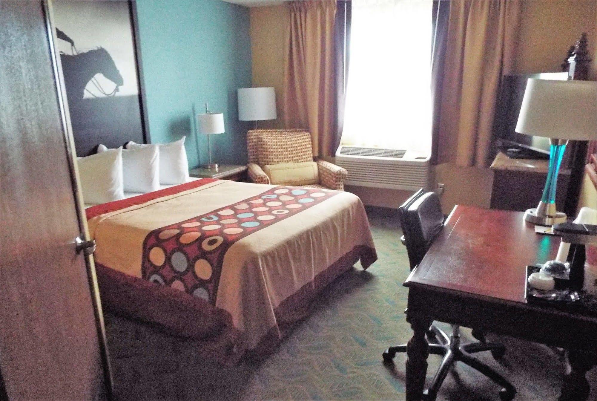Super 8 By Wyndham Casper East/Evansville Buitenkant foto